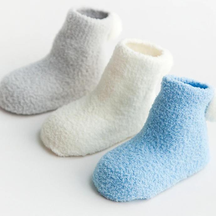 Pompom Plush Winter Baby Socks [Set of 3] – Alex + Nova